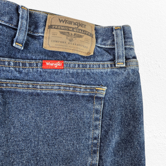 90s Vintage Wrangler Dark Wash Relaxed Fit High Rise Straight Jeans Size 40 x 32 - Picture 7 of 8